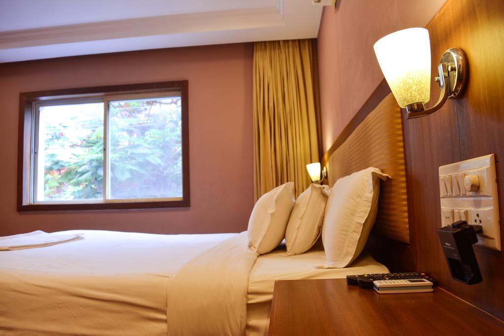 Serene Boutique Hotel Bangalore Luaran gambar