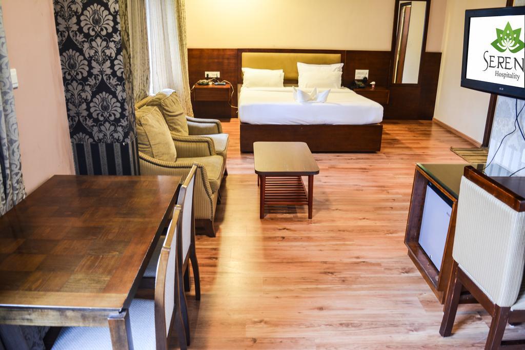 Serene Boutique Hotel Bangalore Luaran gambar