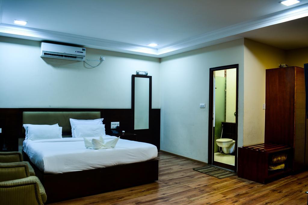 Serene Boutique Hotel Bangalore Luaran gambar